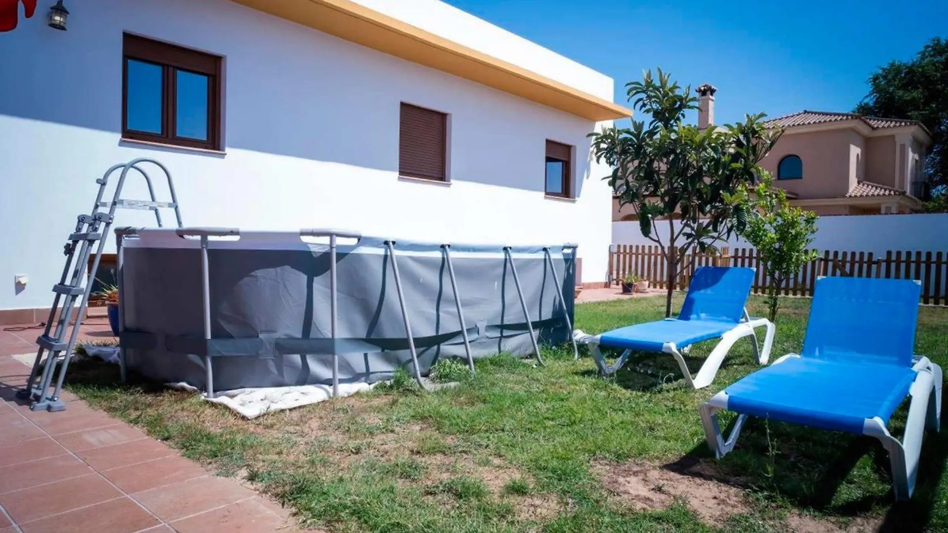 Chalet Piscina Privada Vistas A Campo De Golf Chiclana de la Frontera 0*,