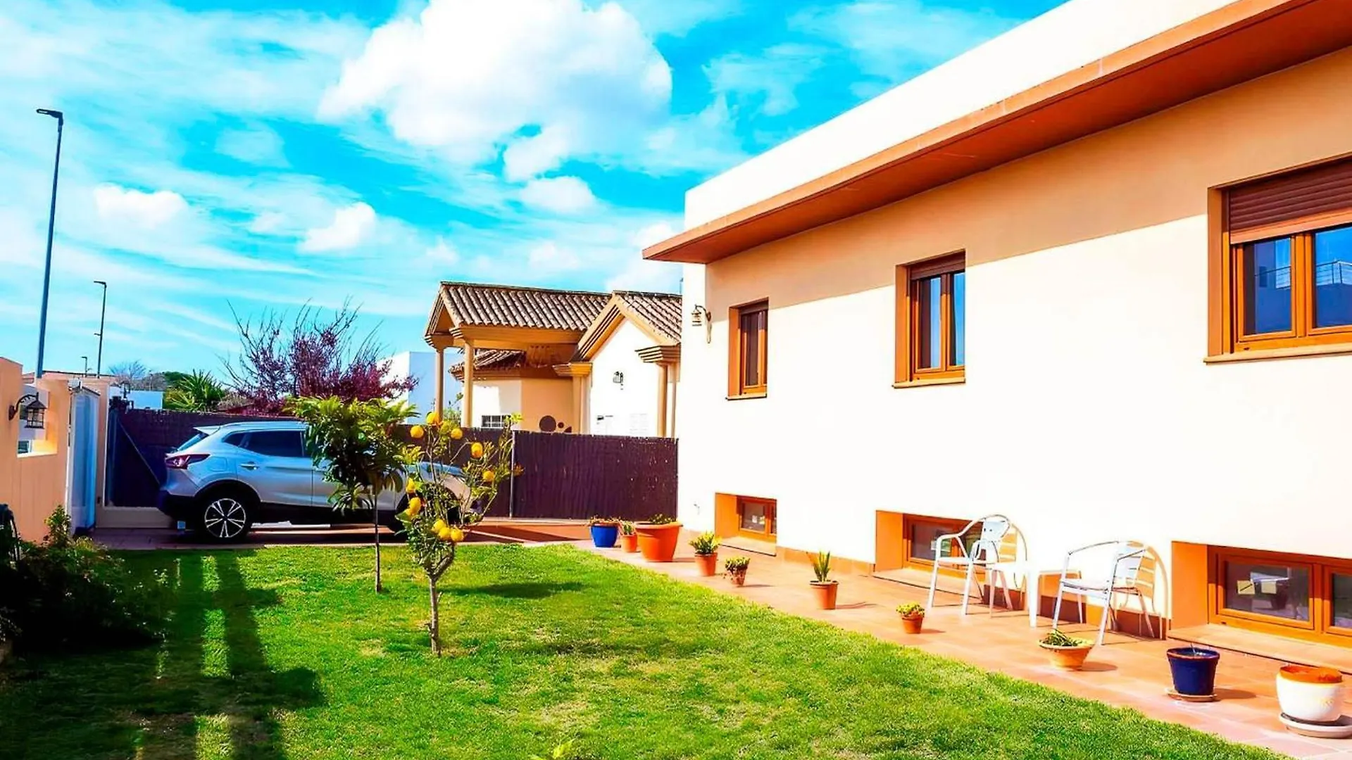 Chalet Piscina Privada Vistas A Campo De Golf チクラナ・デ・ラ・フロンテーラ 0*,  スペイン